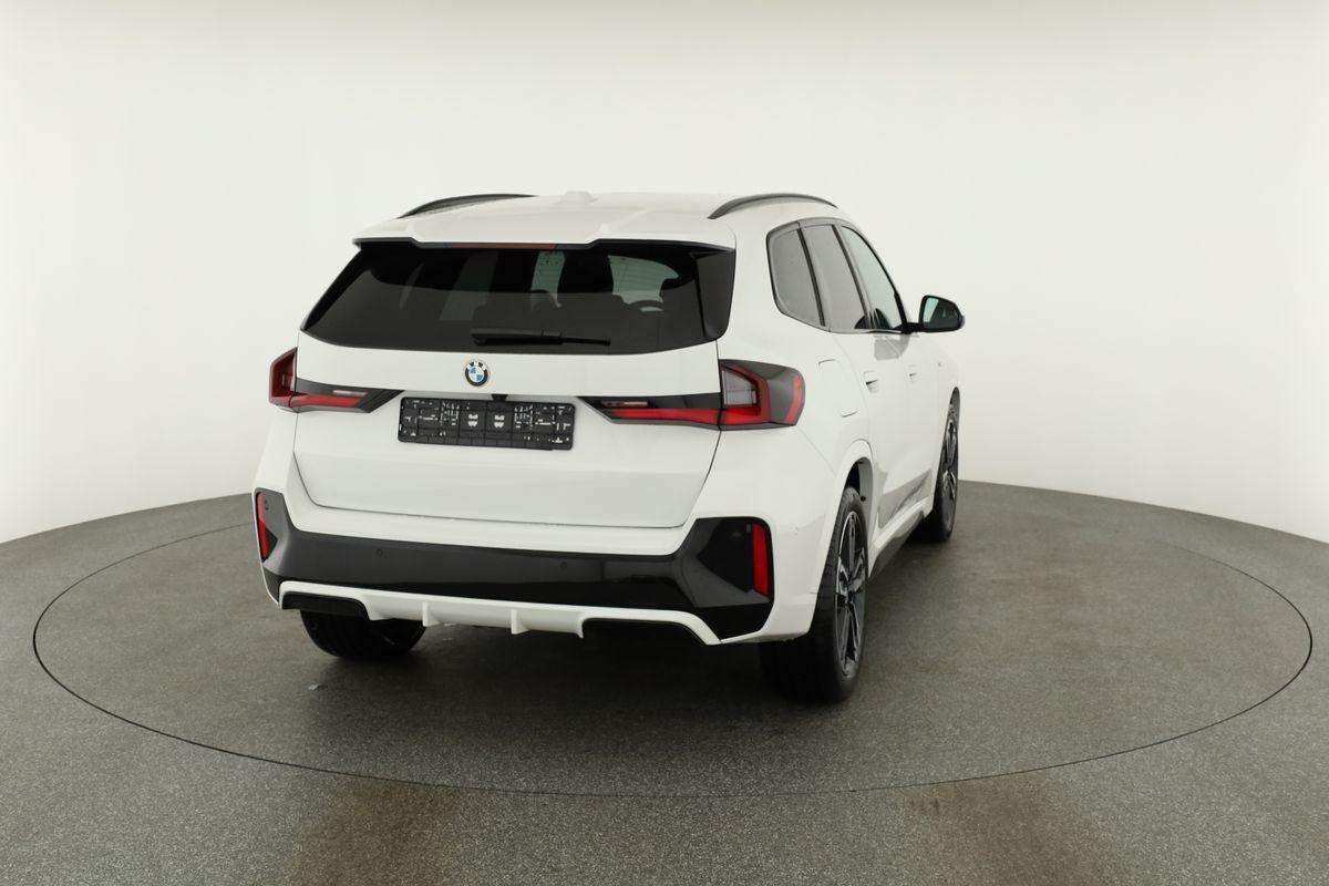 Fahrzeugbild eines BMW X1