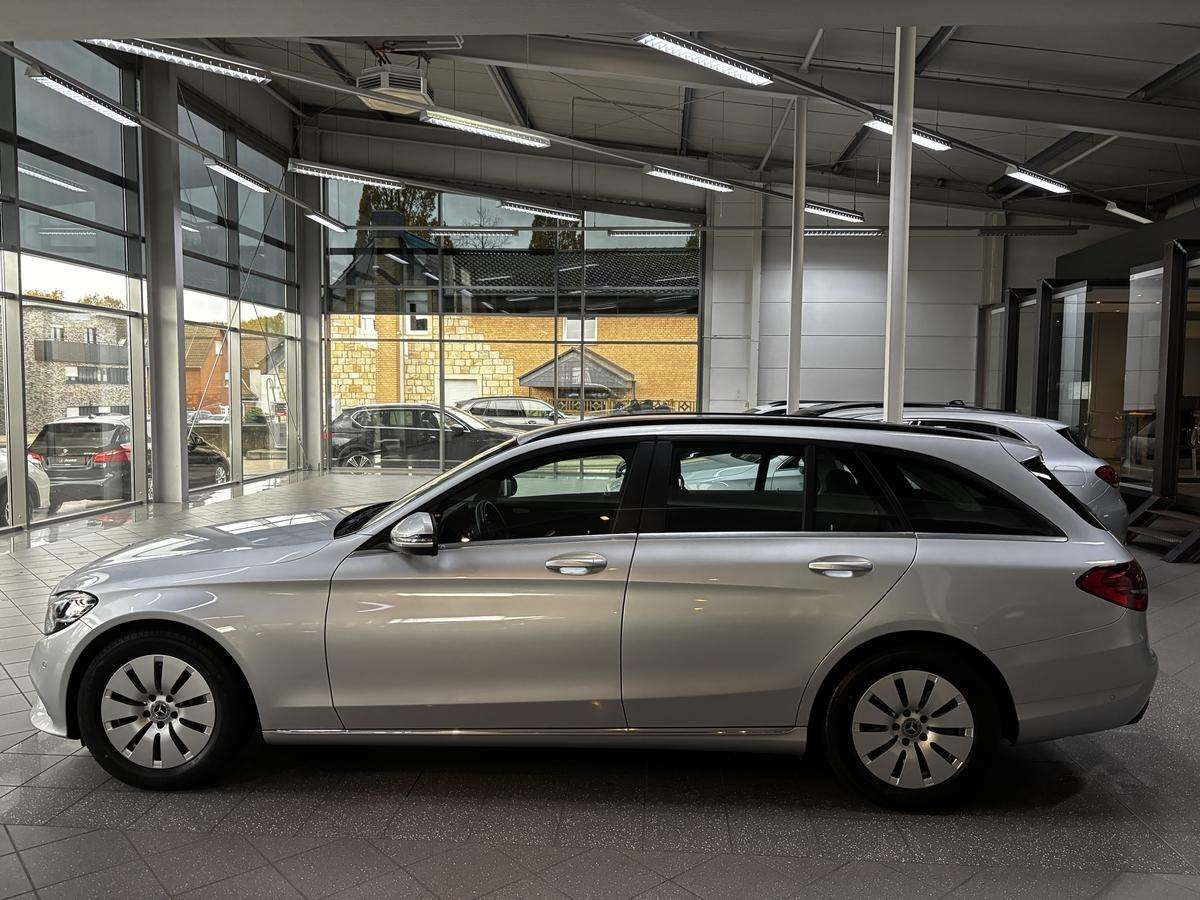 Fahrzeugbild eines Mercedes-Benz C-Klasse