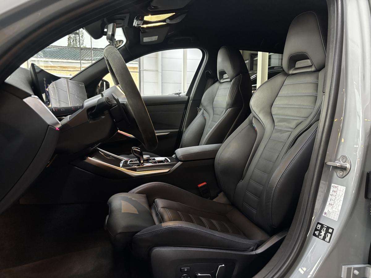 Fahrzeugbild eines Alpina D3