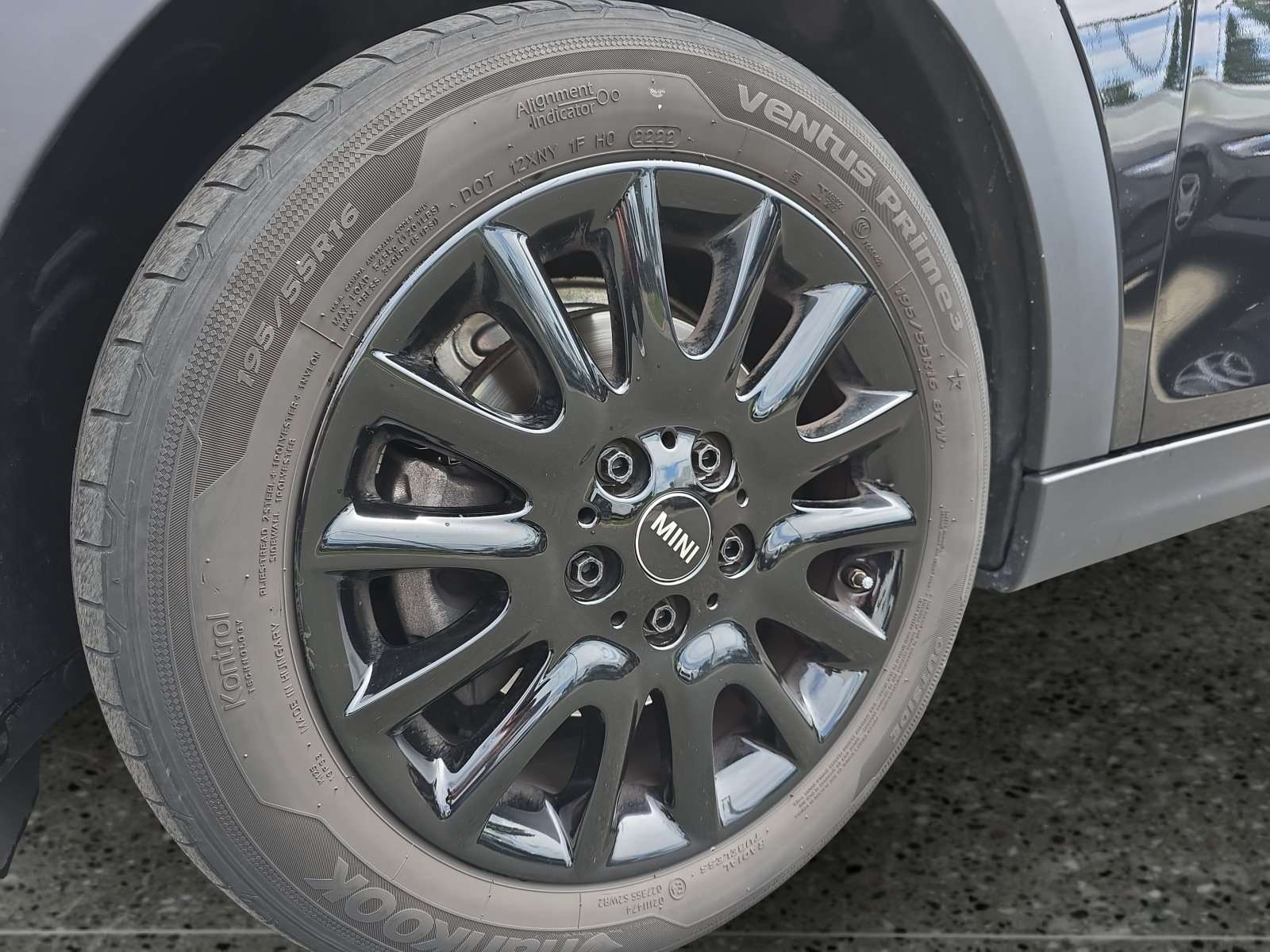 Fahrzeugbild eines MINI COOPER