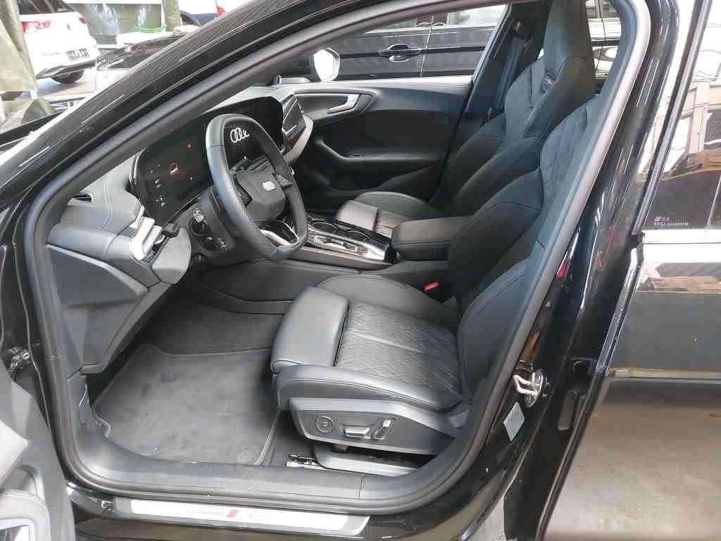 Fahrzeugbild eines Audi S5