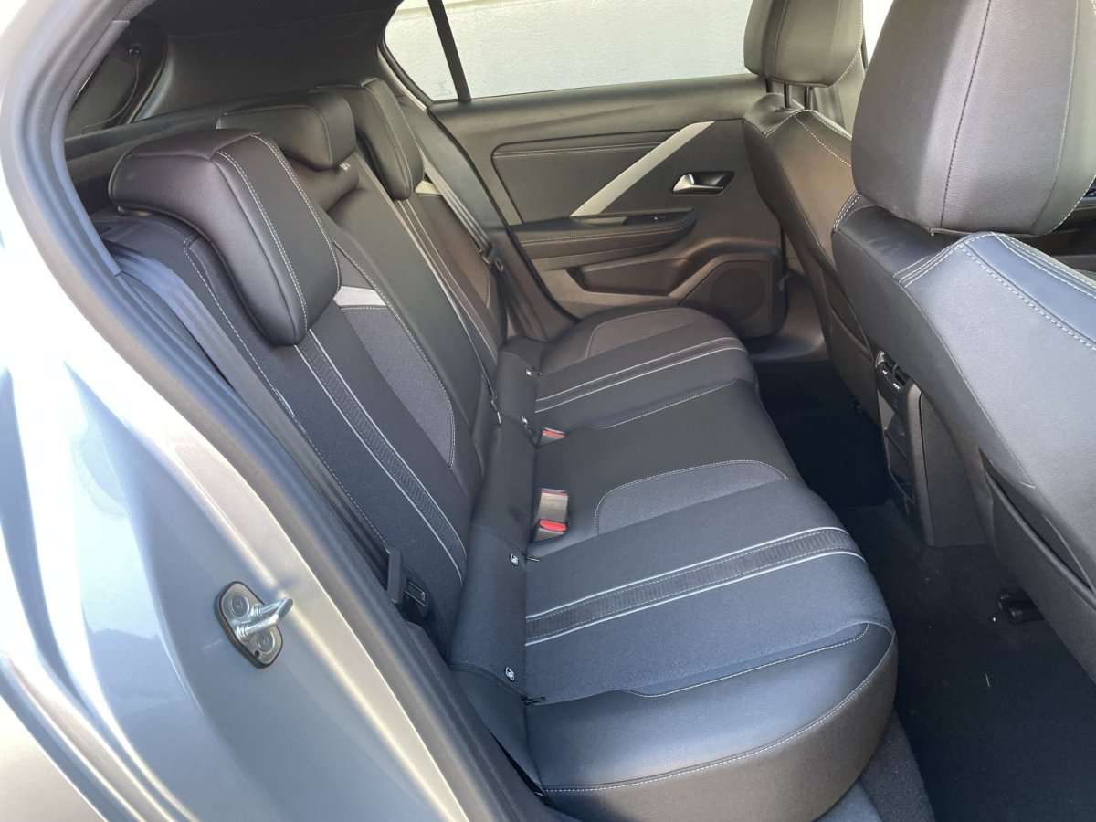 Fahrzeugbild eines Opel Astra
