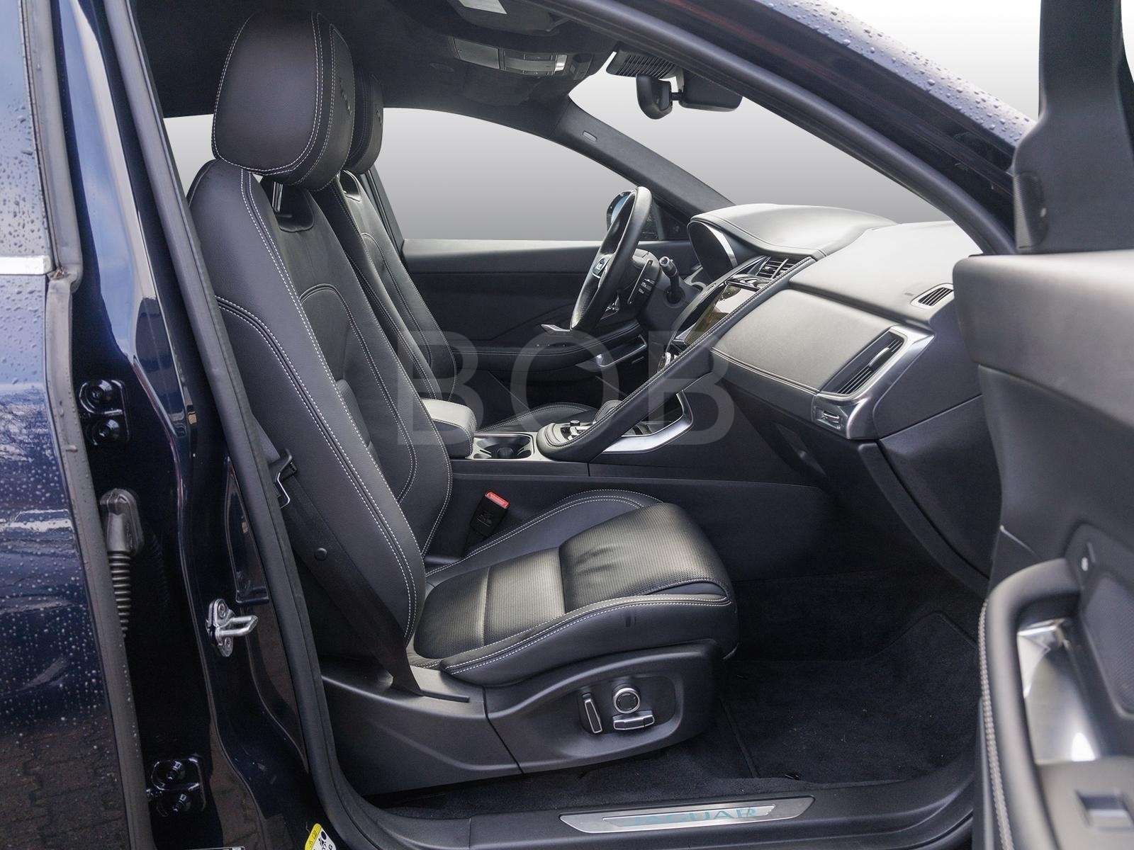 Fahrzeugbild eines Jaguar E-PACE