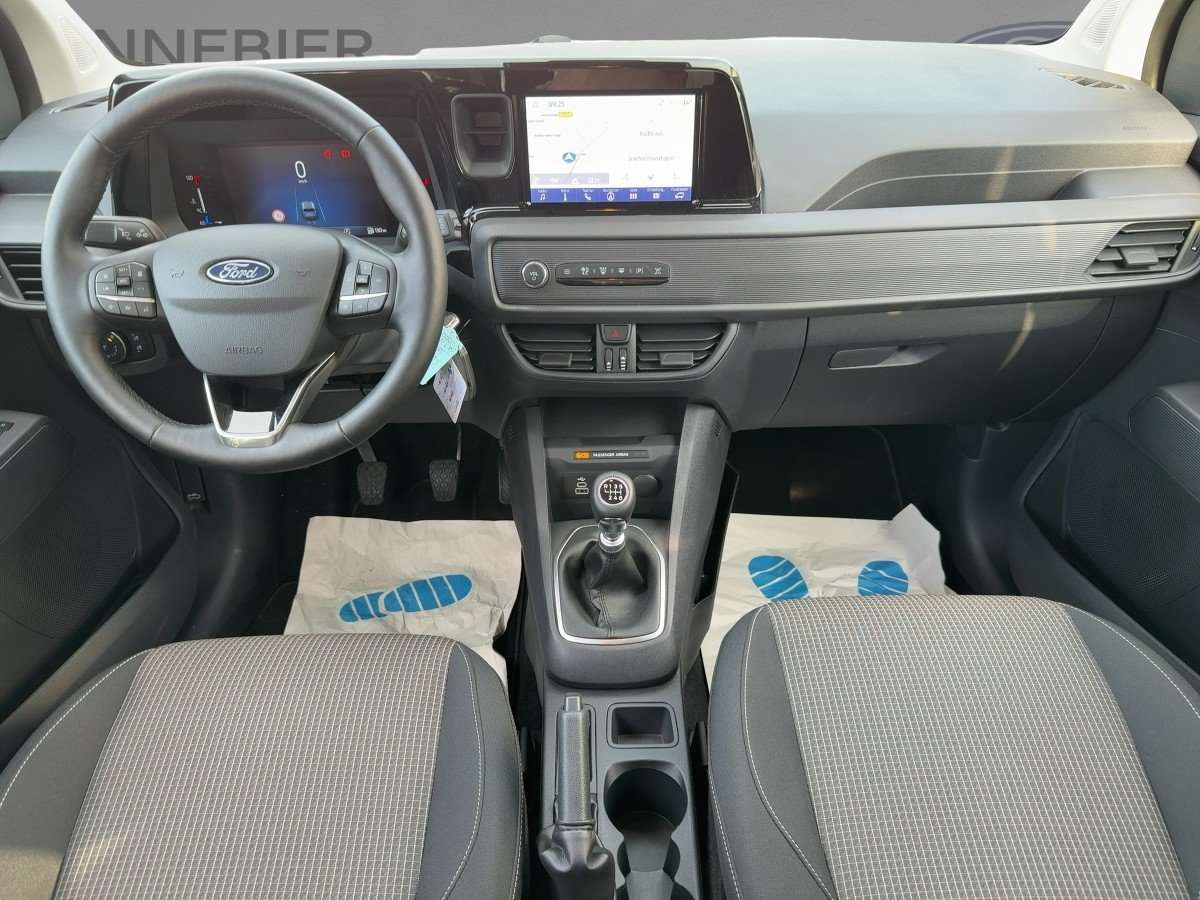 Fahrzeugbild eines Ford Tourneo Courier