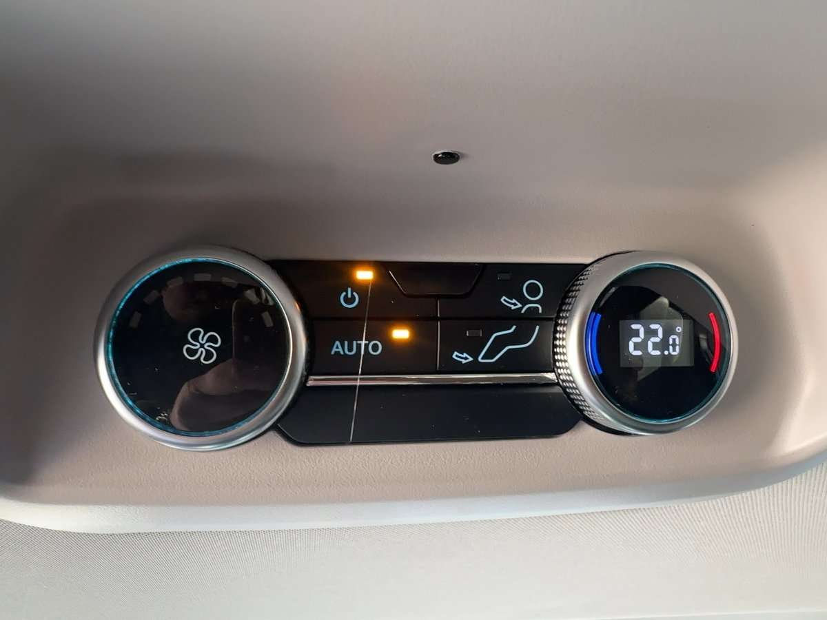 Fahrzeugbild eines Ford Tourneo Custom