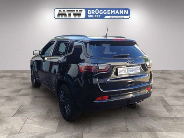 Fahrzeugbild eines Jeep Compass