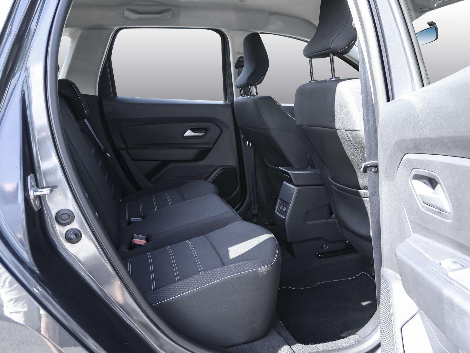 Fahrzeugbild eines Dacia Duster