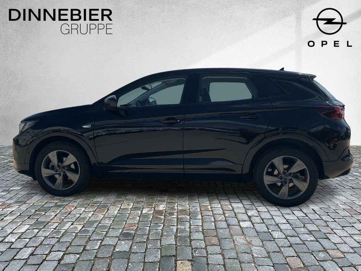 Fahrzeugbild eines Opel Grandland X