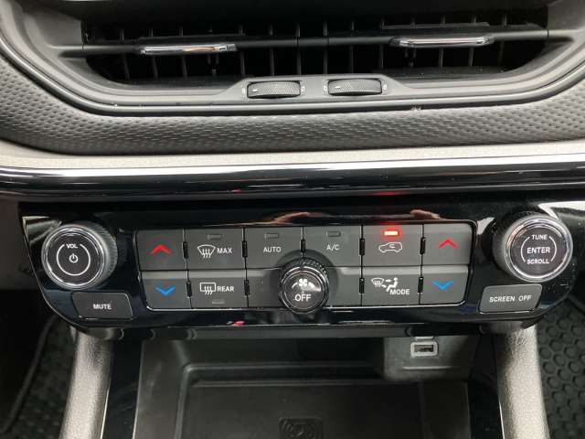 Fahrzeugbild eines Jeep Compass