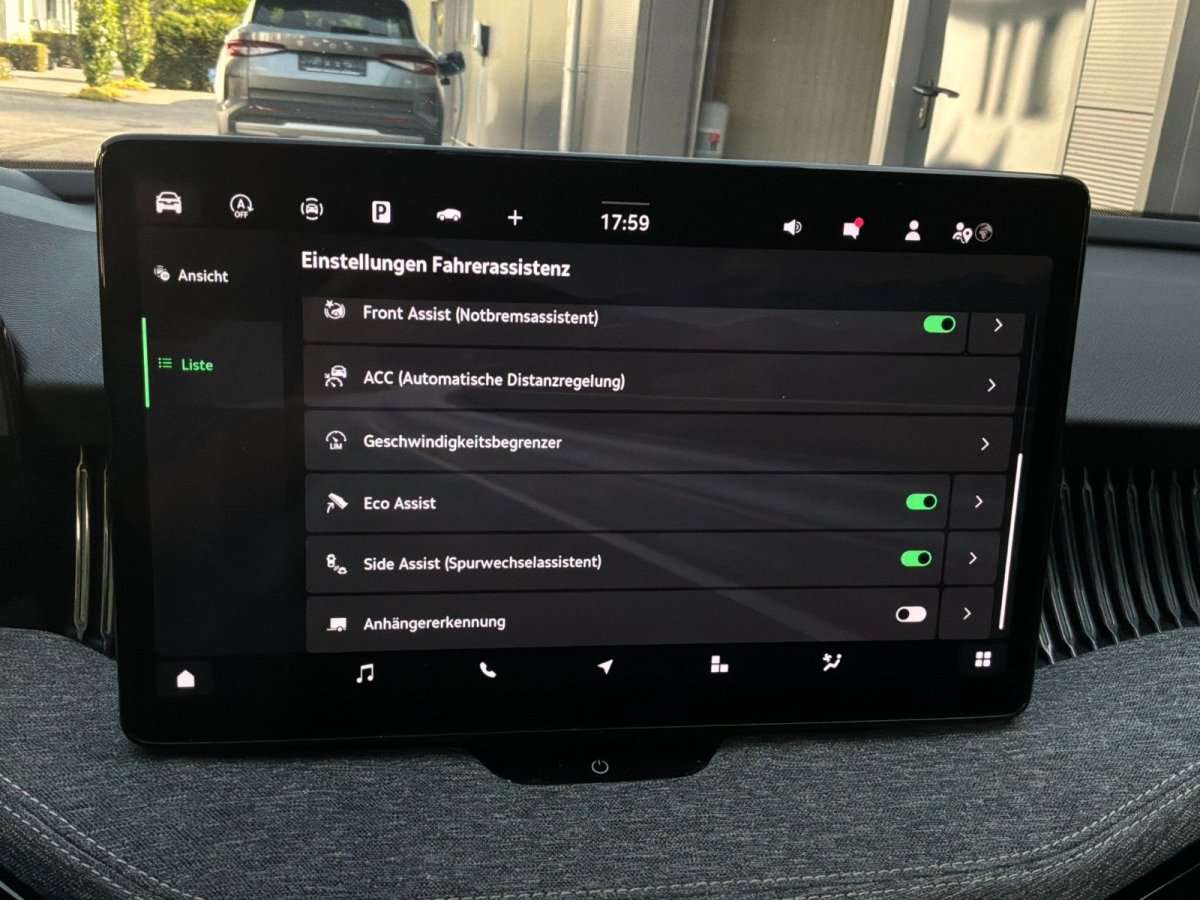 Fahrzeugbild eines Skoda Superb