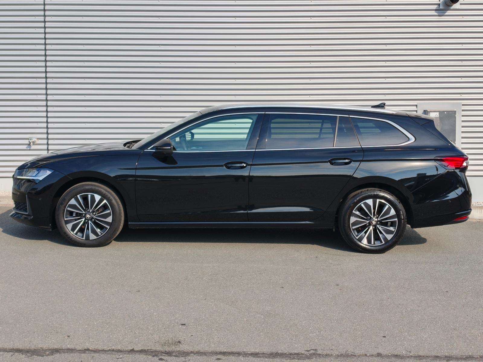 Fahrzeugbild eines Skoda Superb