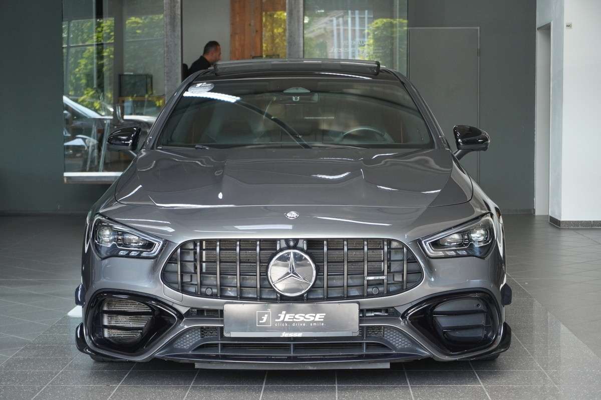 Fahrzeugbild eines Mercedes-Benz CLA