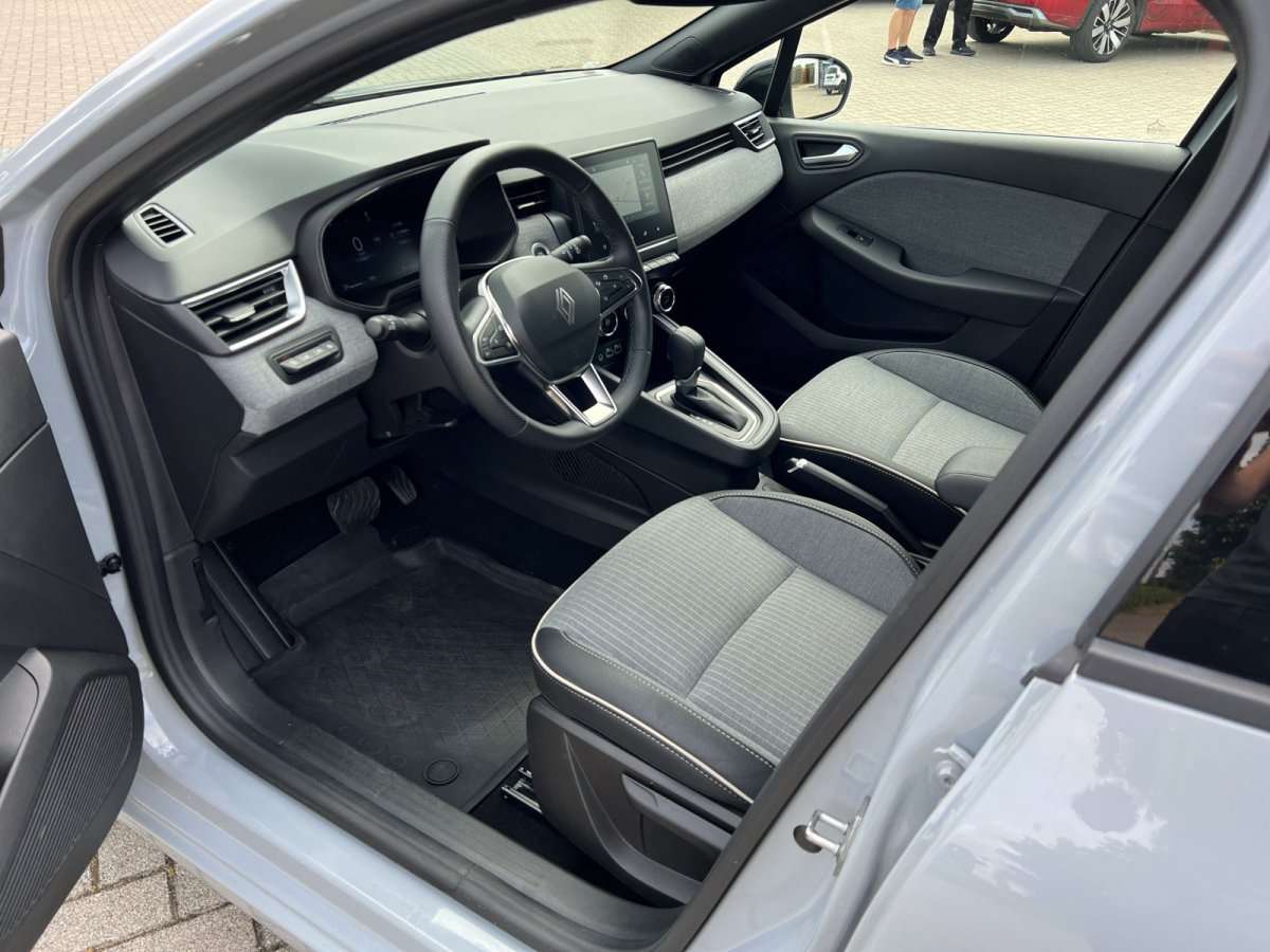 Fahrzeugbild eines Renault Clio