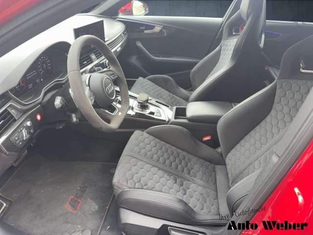 Fahrzeugbild eines Audi RS4
