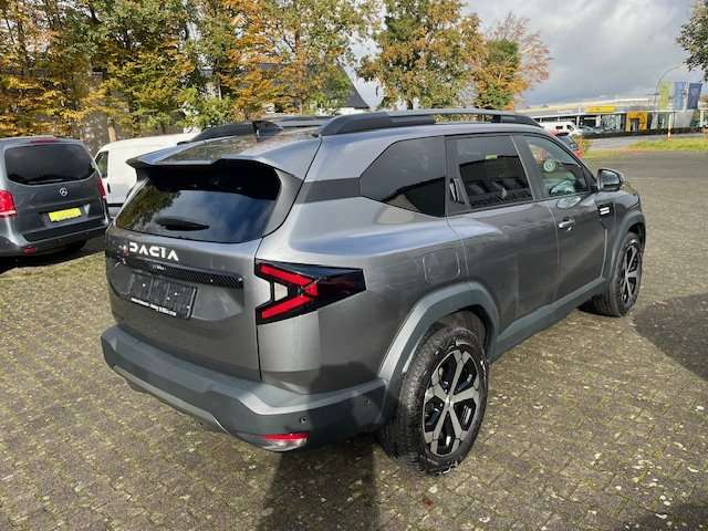 Fahrzeugbild eines Dacia Bigster