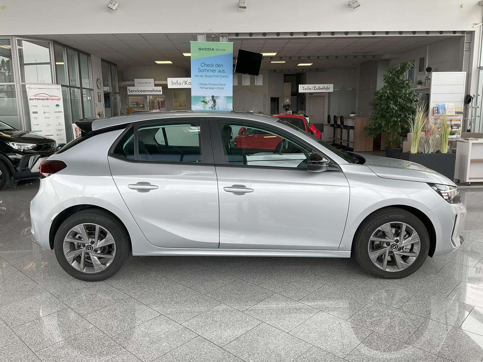 Fahrzeugbild eines Opel Corsa