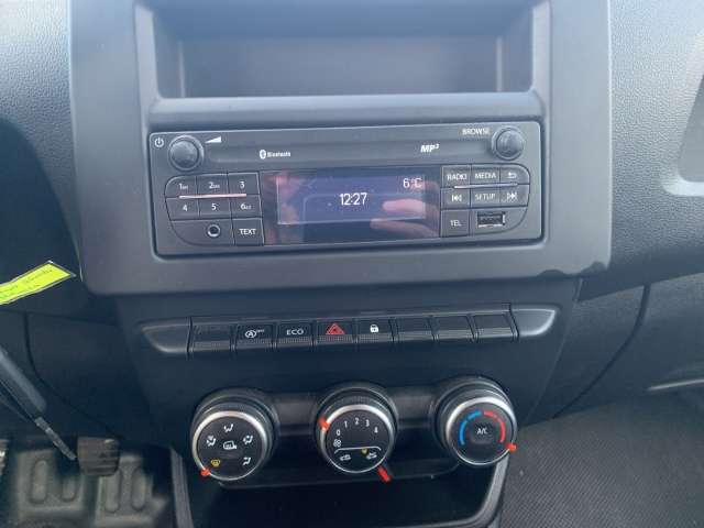 Fahrzeugbild eines Renault Express