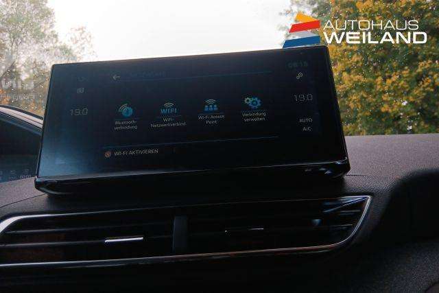 Fahrzeugbild eines Peugeot 5008