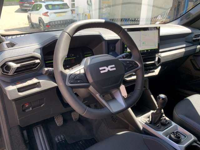 Fahrzeugbild eines Dacia Bigster