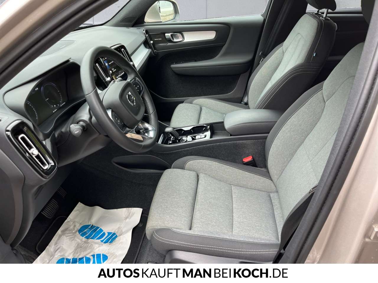 Fahrzeugbild eines Volvo XC40