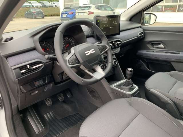 Fahrzeugbild eines Dacia Sandero
