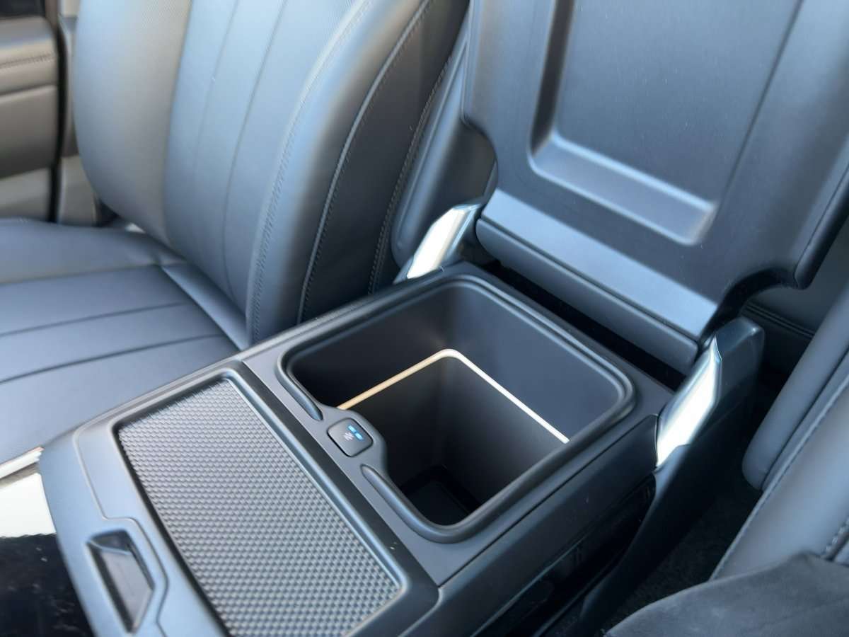 Fahrzeugbild eines Land Rover Range Rover