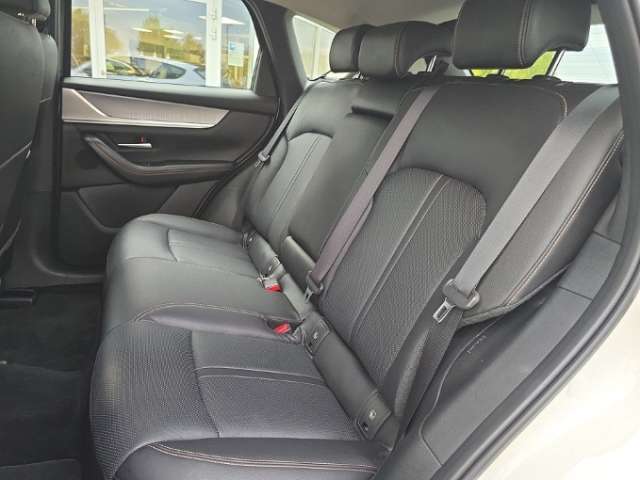 Fahrzeugbild eines Mazda CX-60