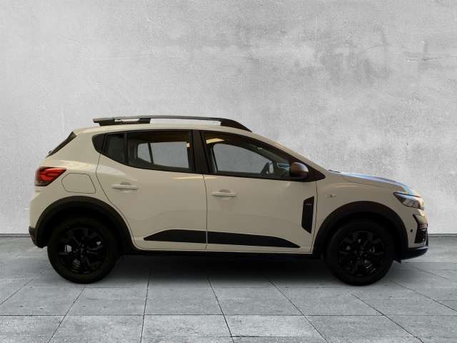 Fahrzeugbild eines Dacia Sandero