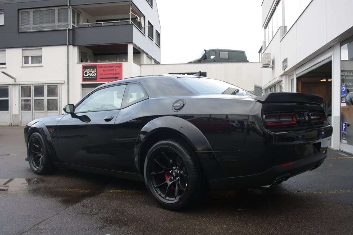 Fahrzeugbild eines Dodge Challenger