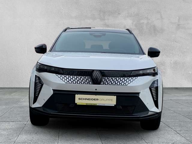 Fahrzeugbild eines Renault Scenic E-TECH