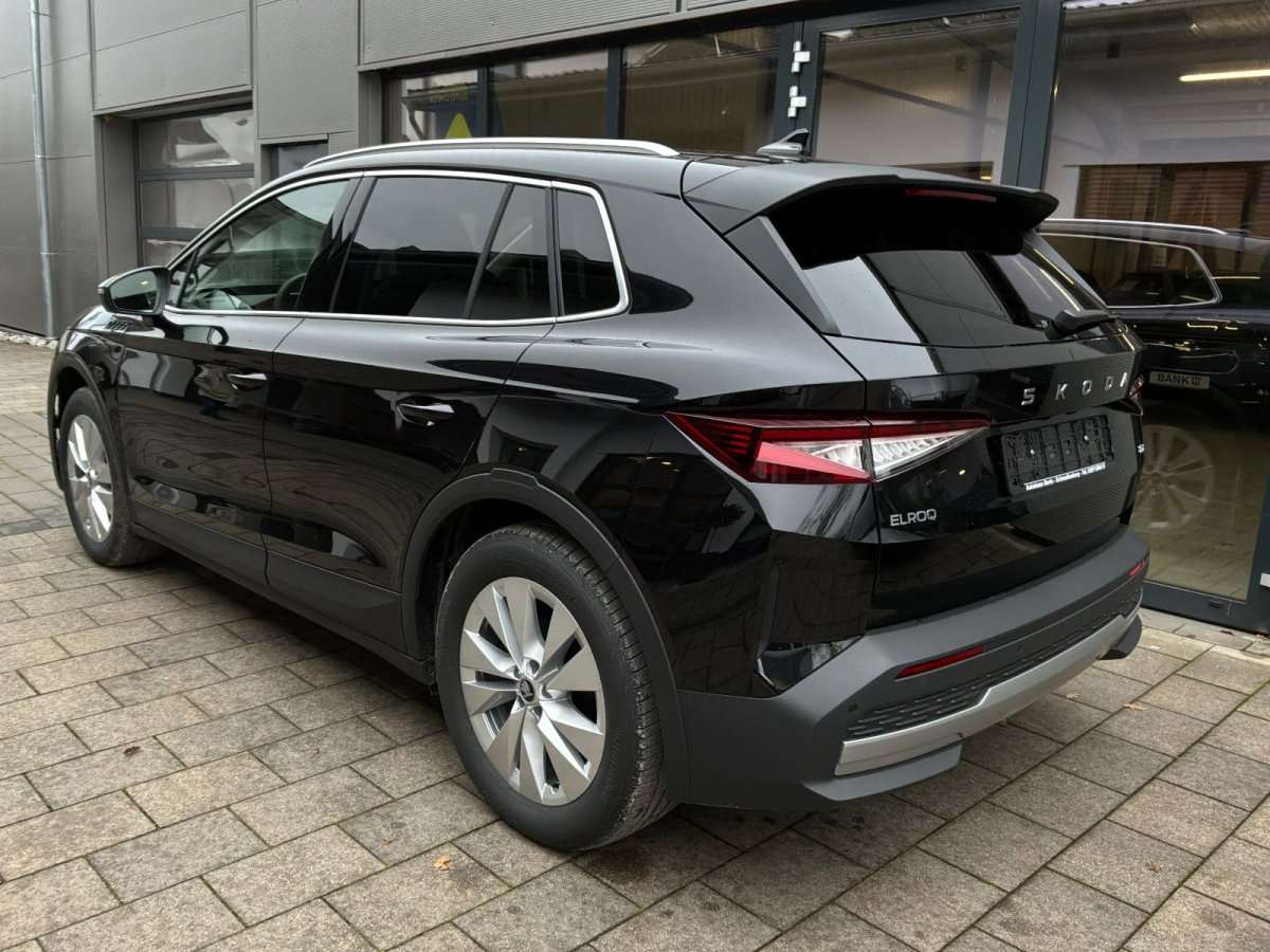 Fahrzeugbild eines Skoda ELROQ