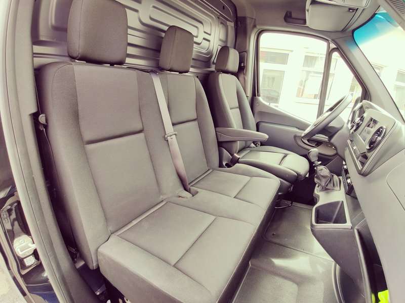 Fahrzeugbild eines Mercedes-Benz Sprinter