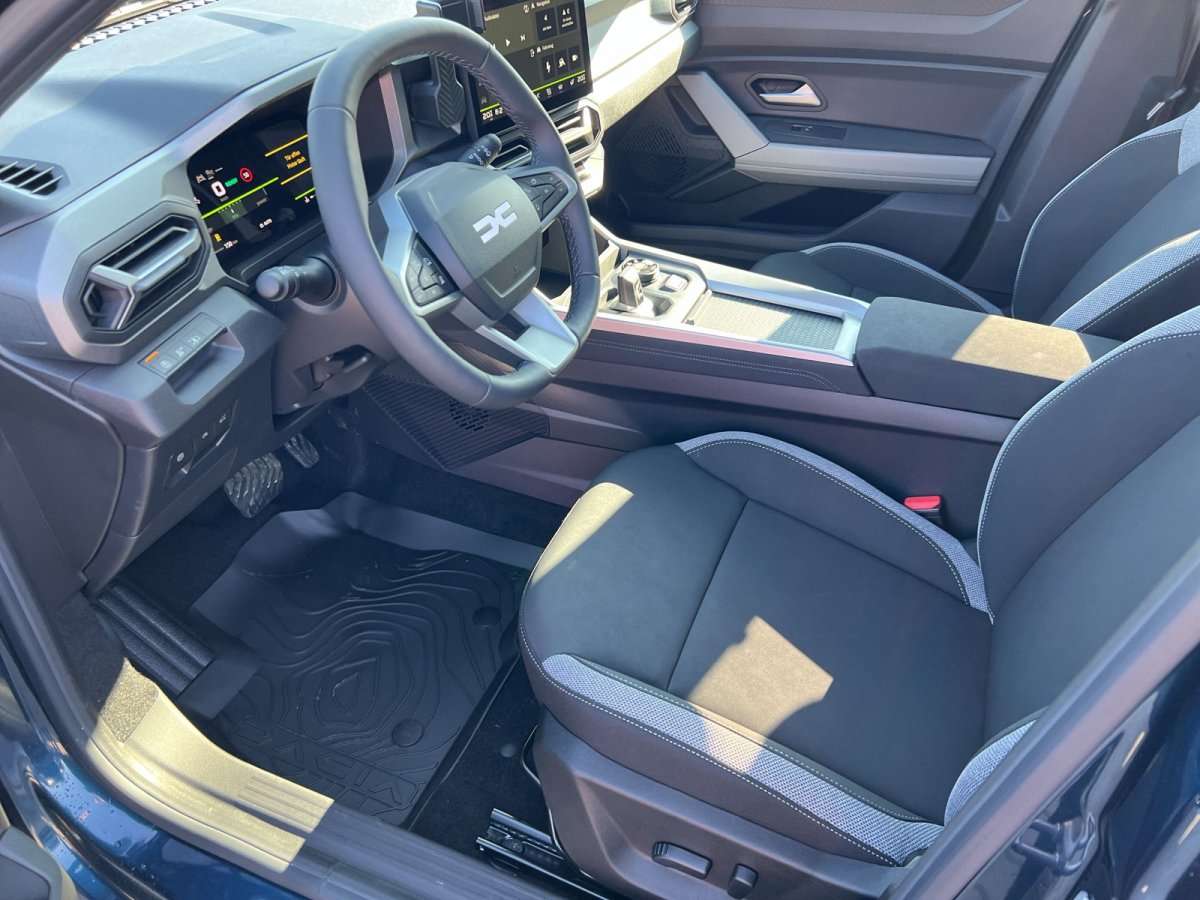 Fahrzeugbild eines Dacia Bigster