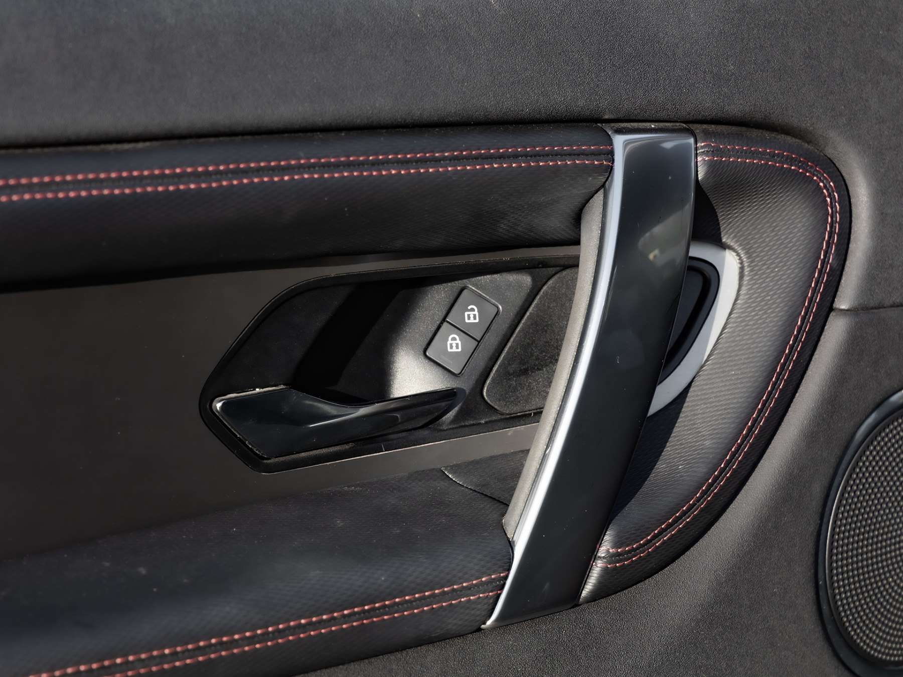 Fahrzeugbild eines Land Rover Discovery Sport