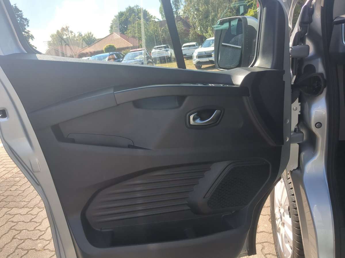 Fahrzeugbild eines Nissan Primastar