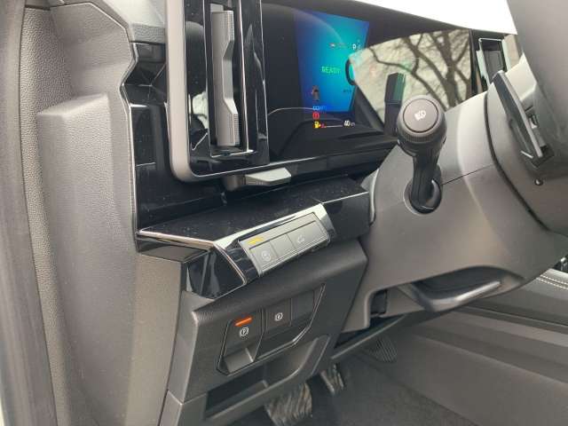 Fahrzeugbild eines Renault Rafale