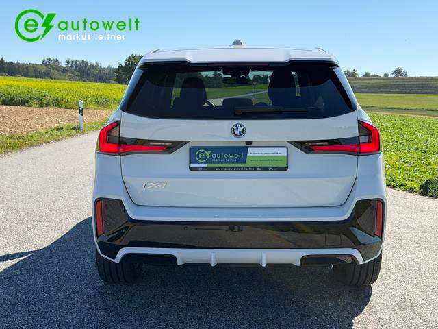 Fahrzeugbild eines BMW iX1