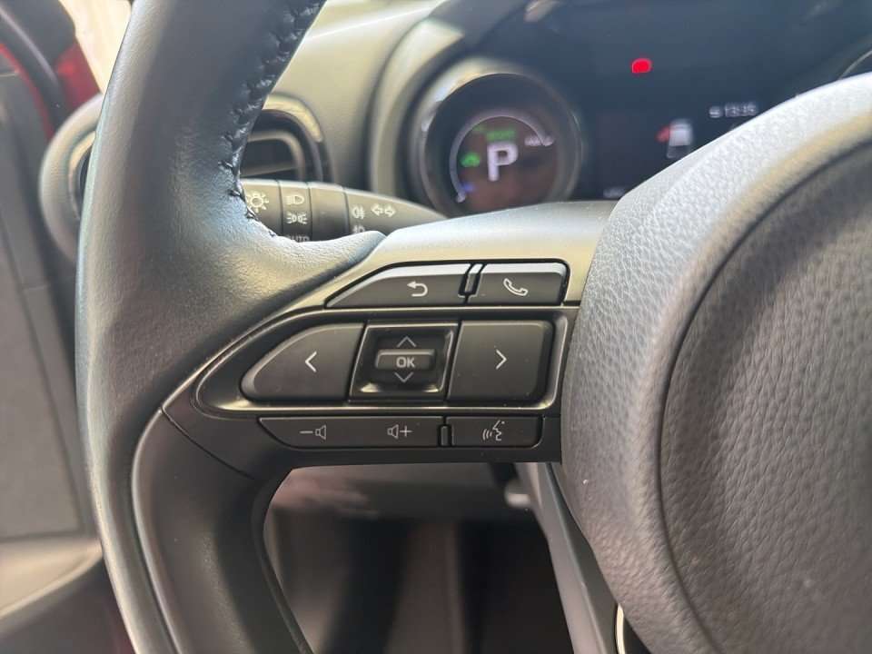Fahrzeugbild eines Mazda Mazda2 Hybrid