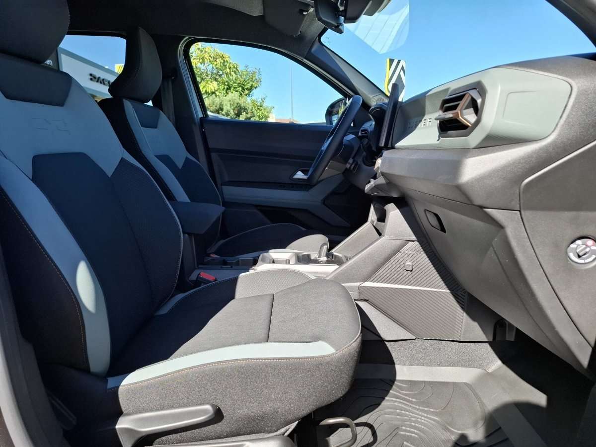 Fahrzeugbild eines Dacia Duster
