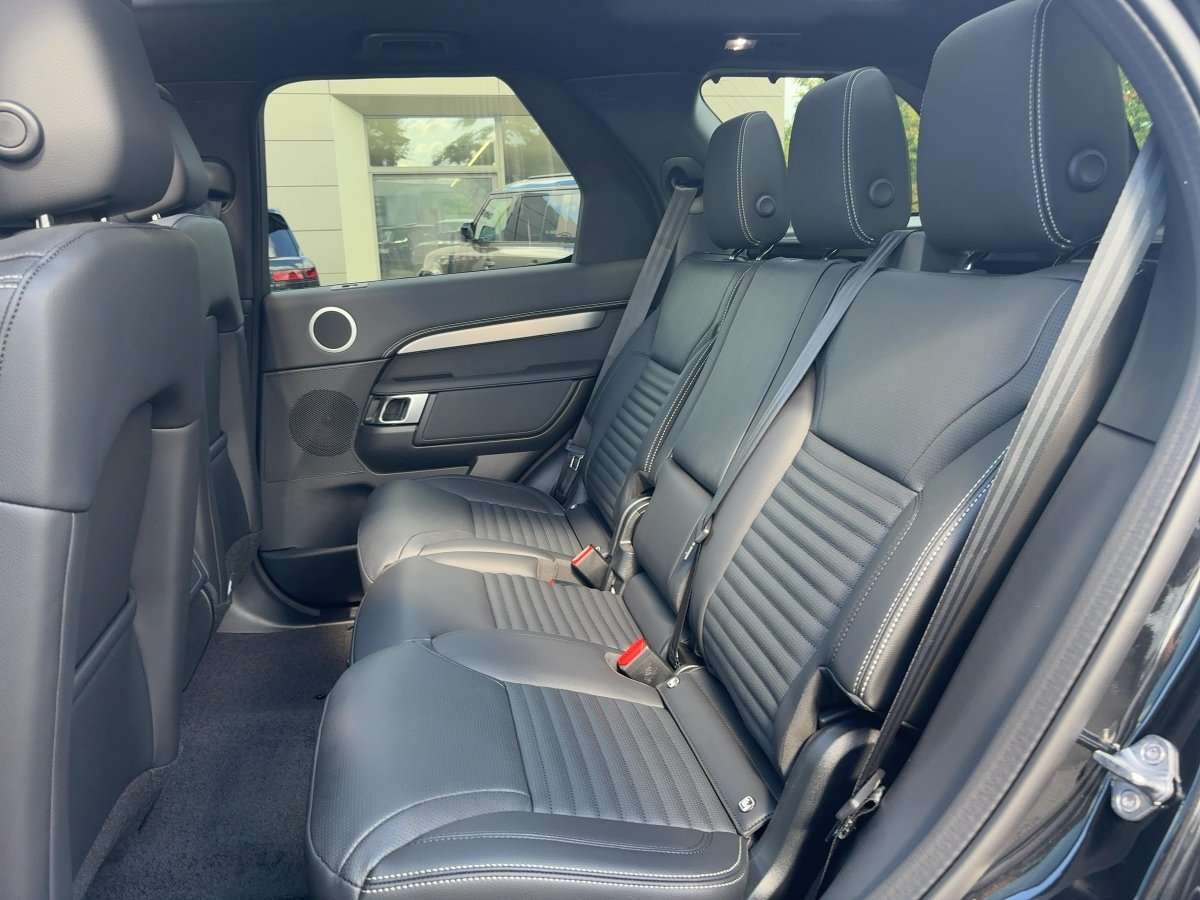 Fahrzeugbild eines Land Rover Discovery