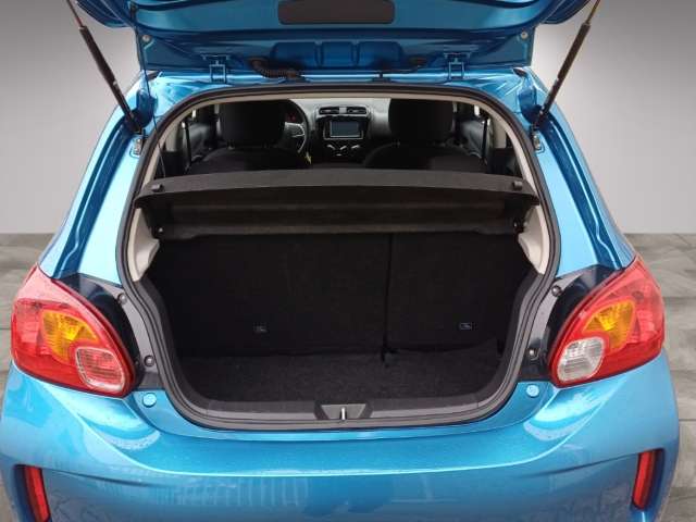 Fahrzeugbild eines Mitsubishi Space Star