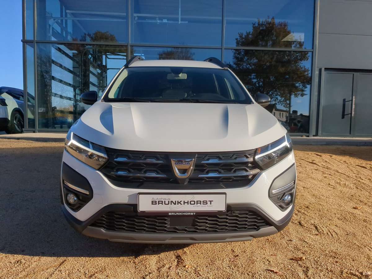 Fahrzeugbild eines Dacia Jogger
