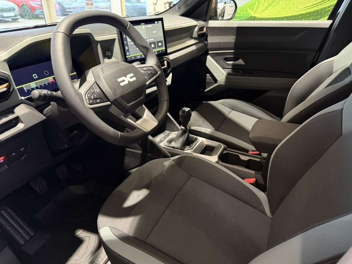 Fahrzeugbild eines Dacia Bigster