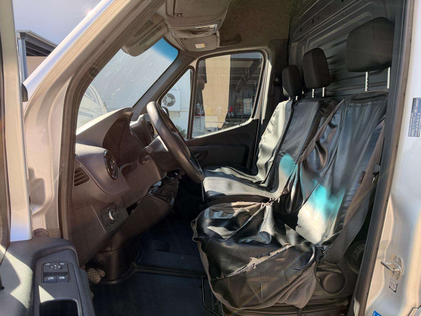 Fahrzeugbild eines Mercedes-Benz Sprinter