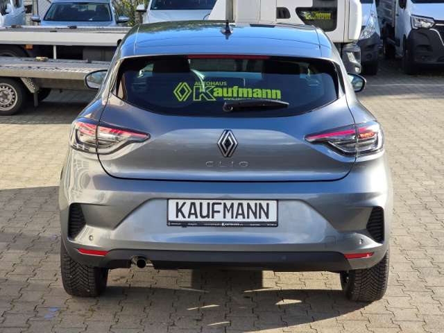 Fahrzeugbild eines Renault Clio