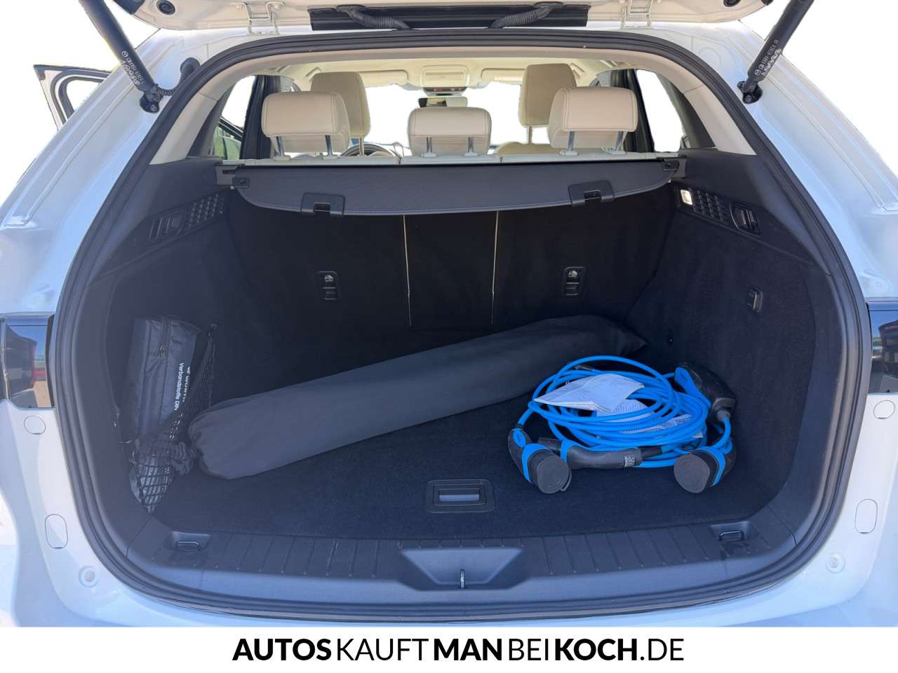 Fahrzeugbild eines Mazda CX-60