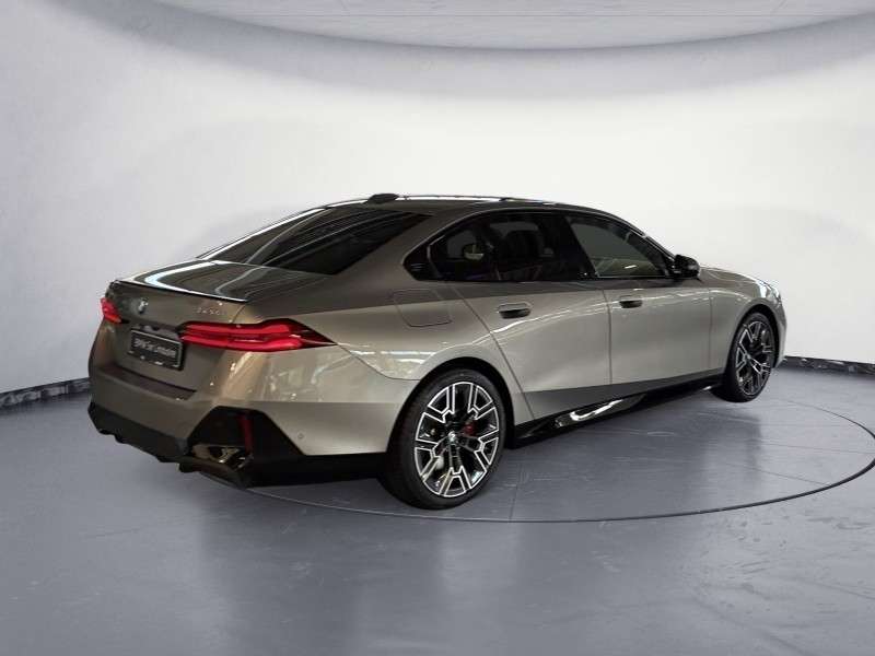 Fahrzeugbild eines BMW 5er-Reihe
