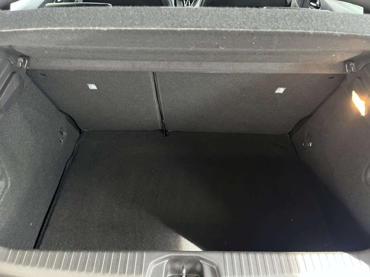 Fahrzeugbild eines Renault Clio