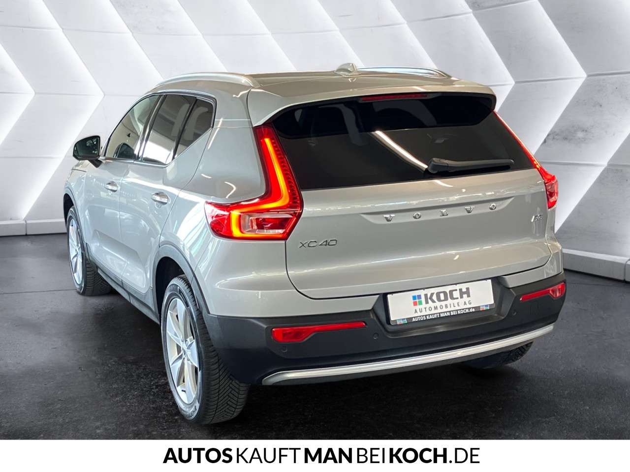 Fahrzeugbild eines Volvo XC40
