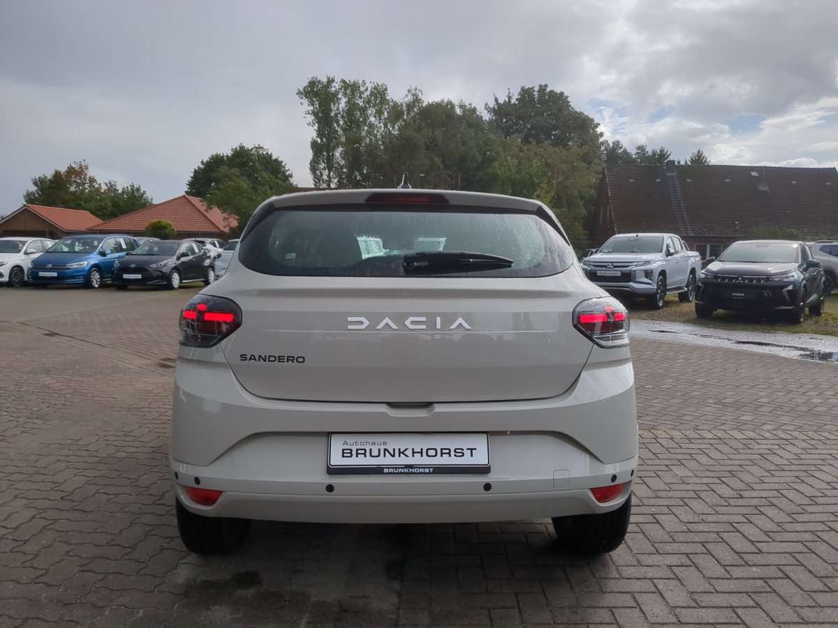 Fahrzeugbild eines Dacia Sandero